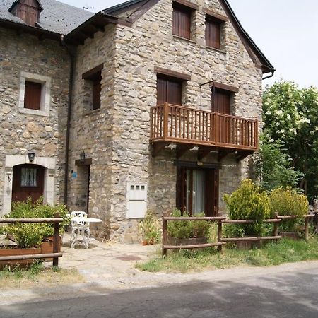 Cuniacha Villa Piedrafita de Jaca Bagian luar foto