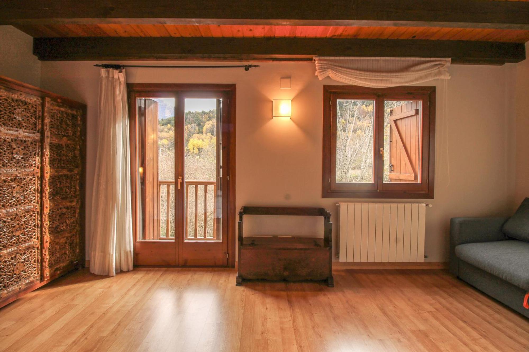 Cuniacha Villa Piedrafita de Jaca Bagian luar foto